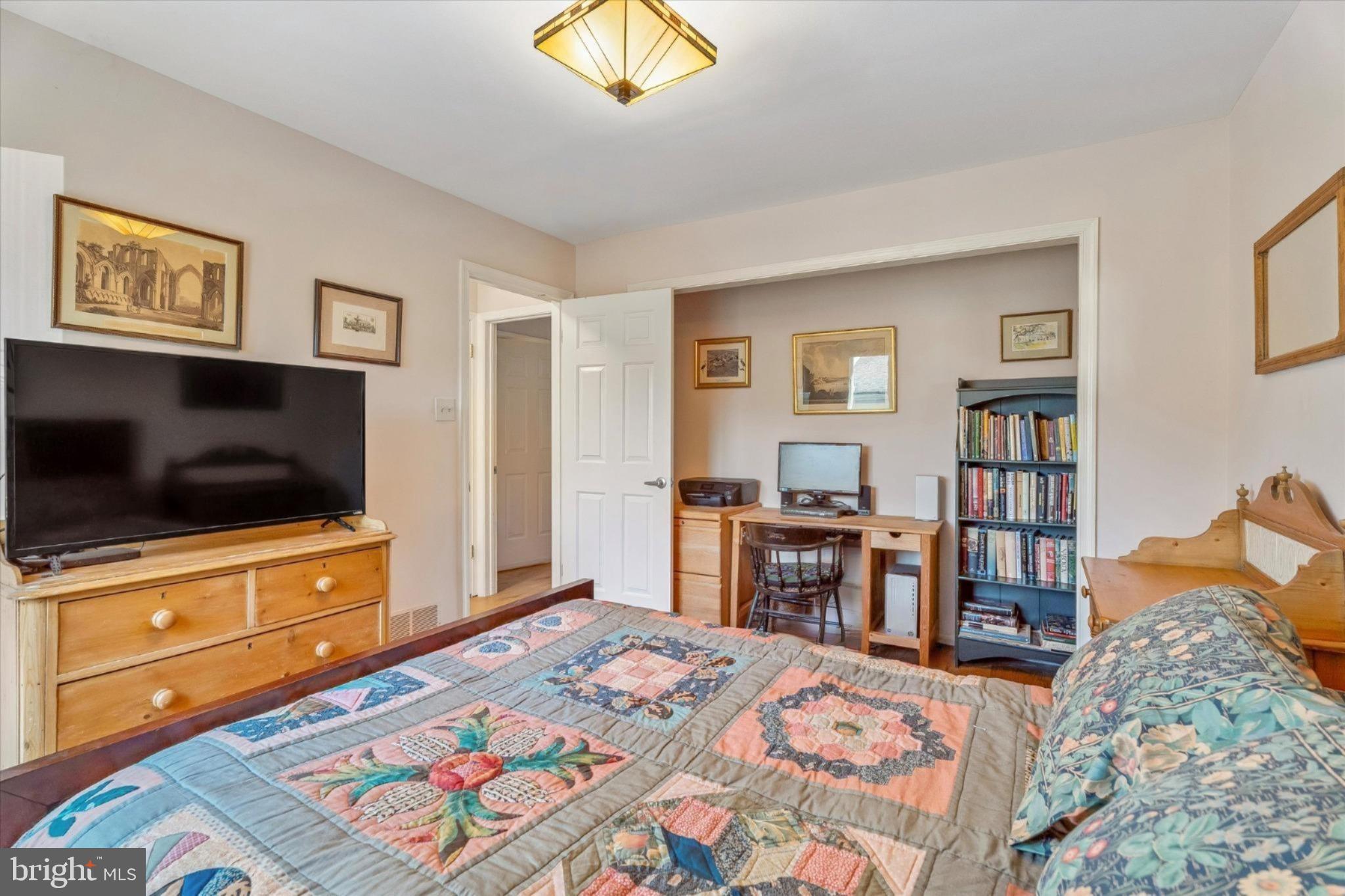 HERSHEYS MILL - Residential