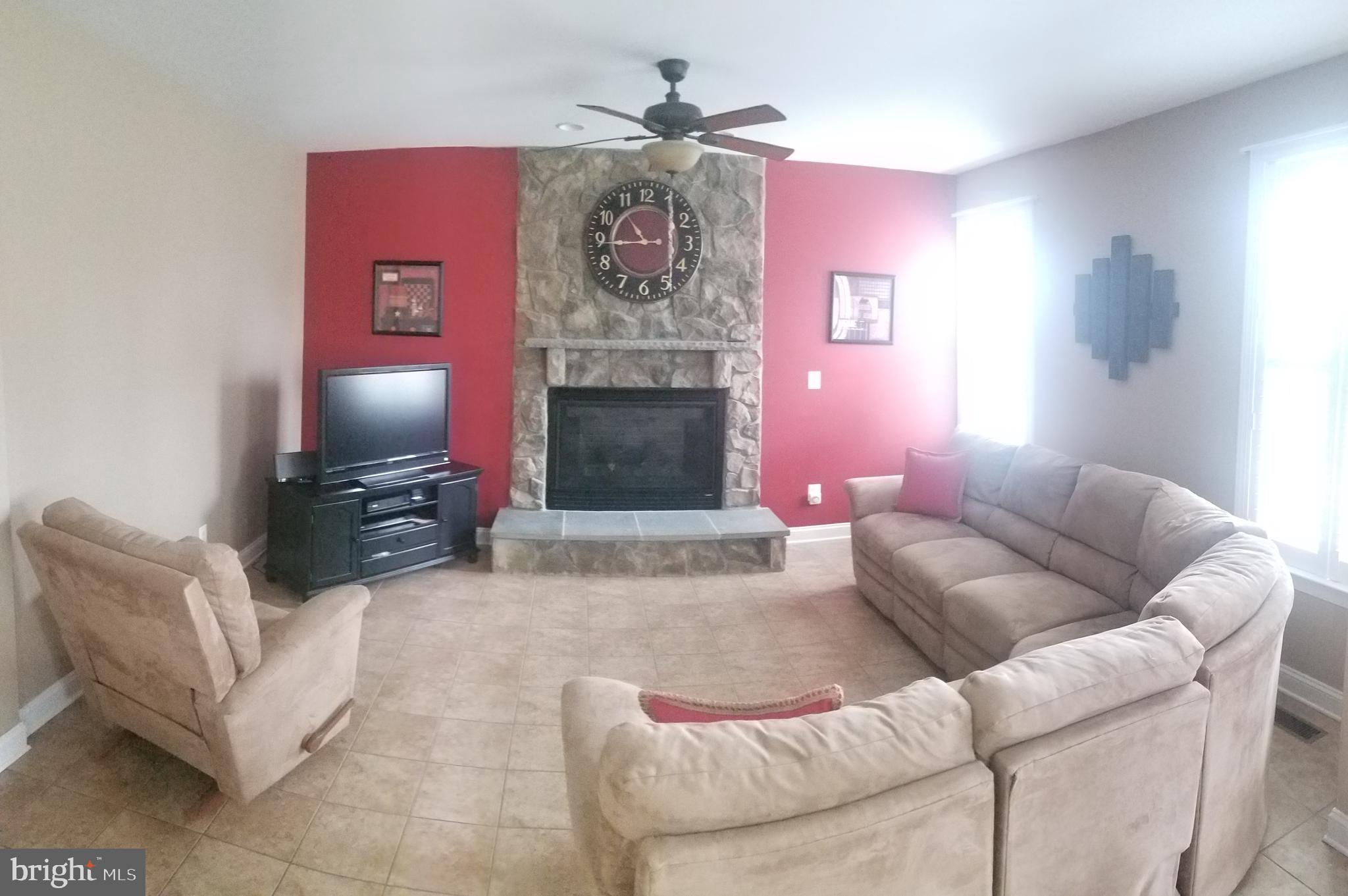 LAKELAND PLACE - Residential