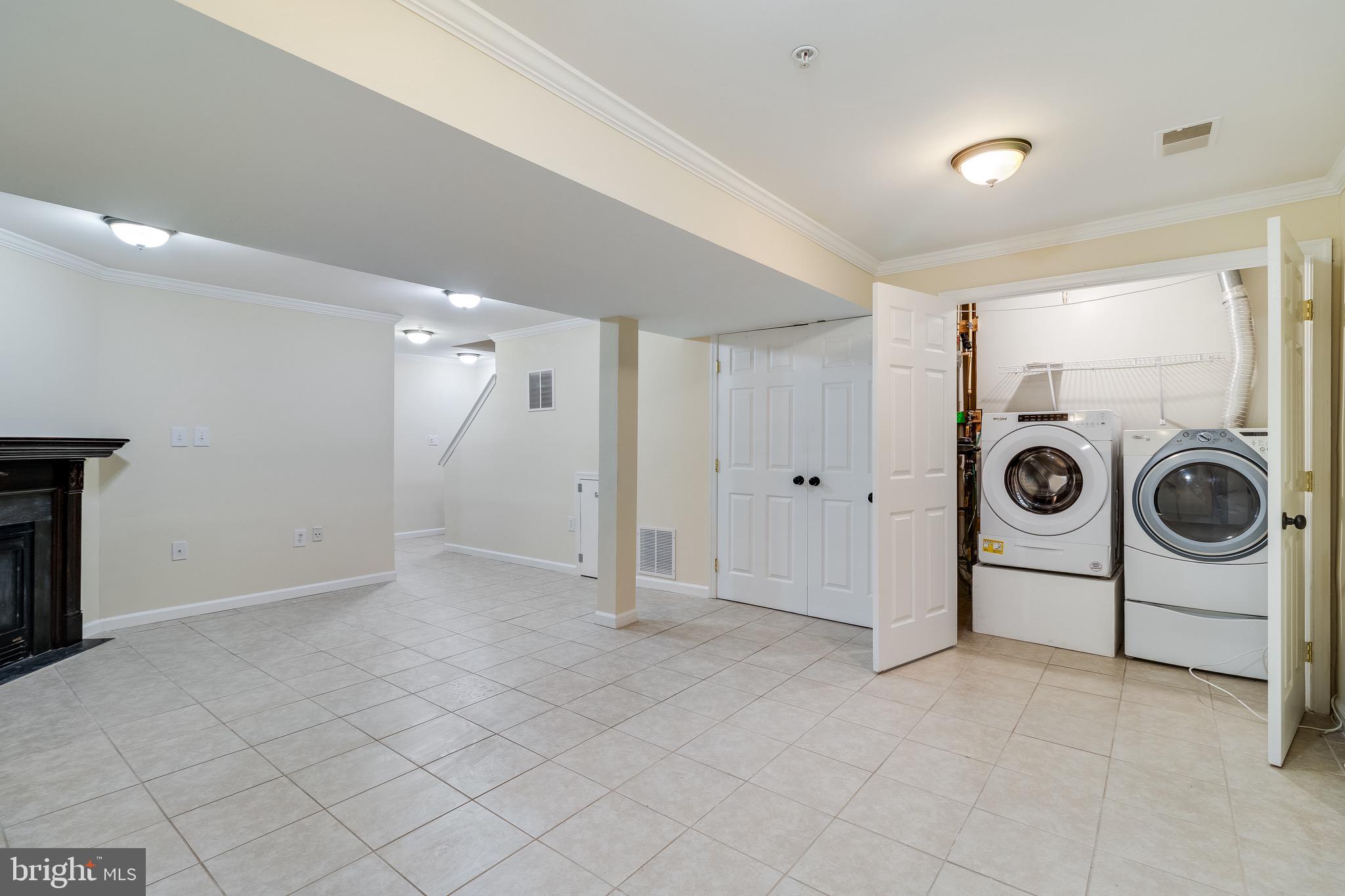 ST CHARLES DORCHESTER - Residential