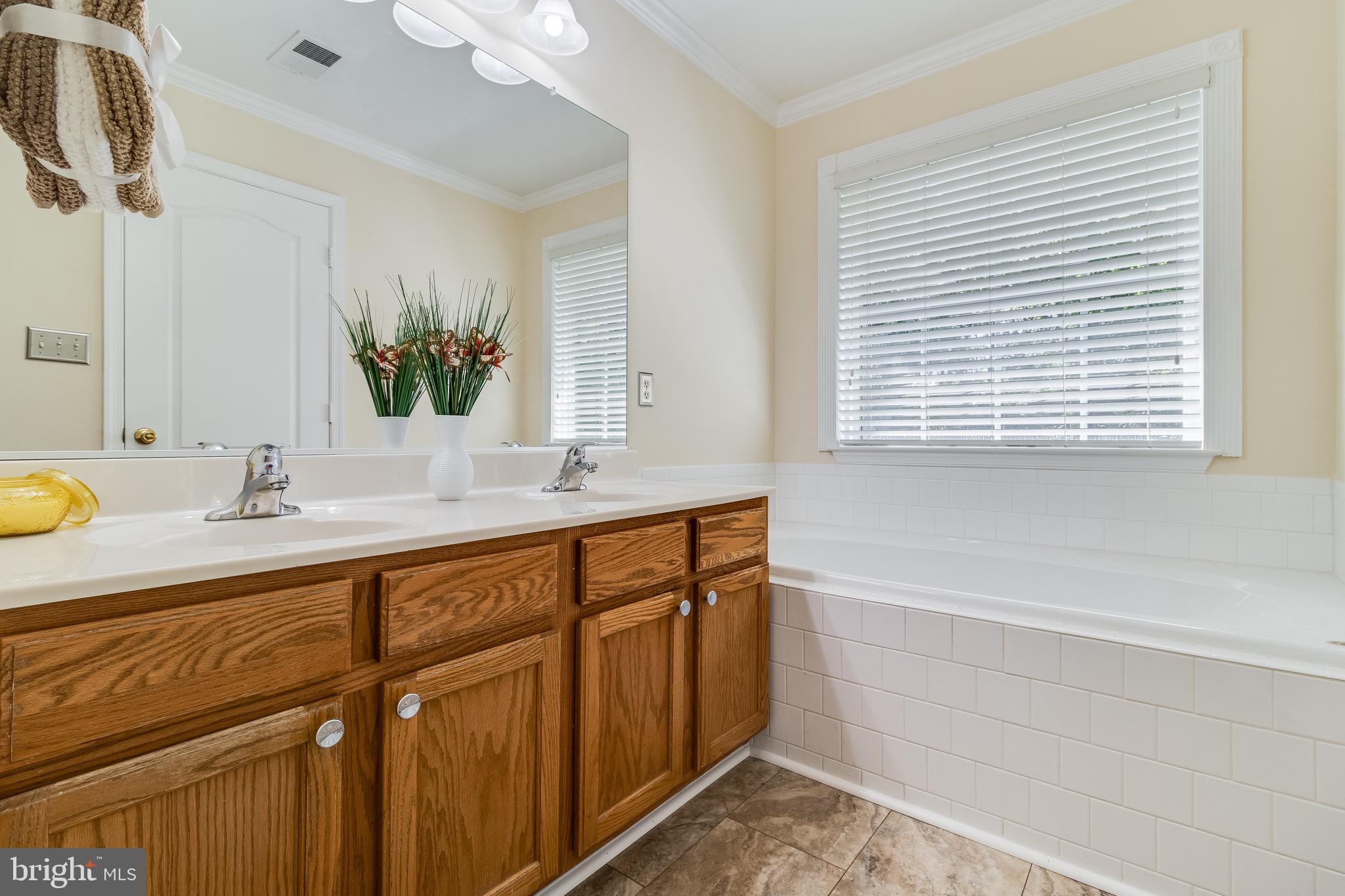 ST CHARLES DORCHESTER - Residential