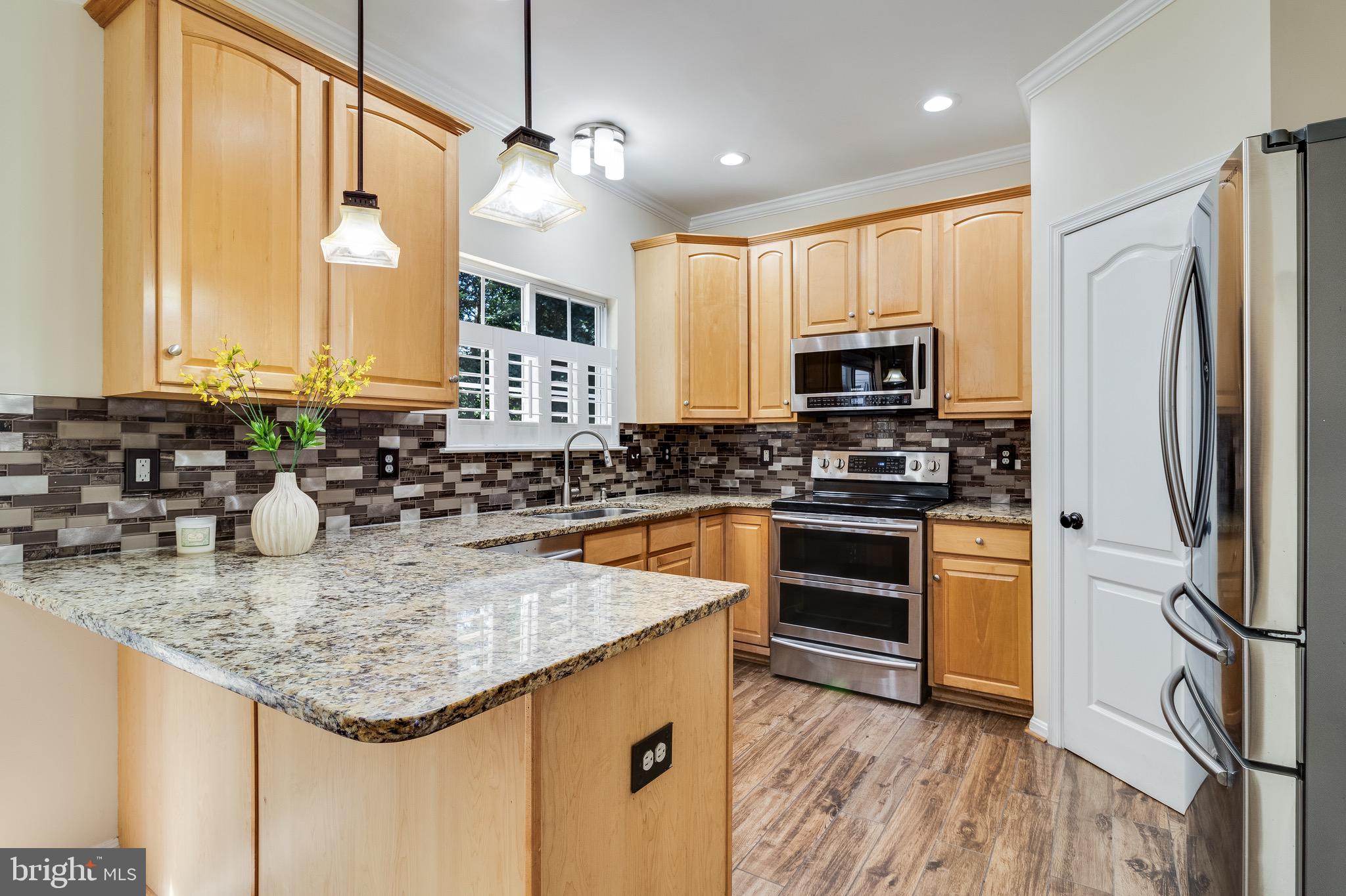 ST CHARLES DORCHESTER - Residential