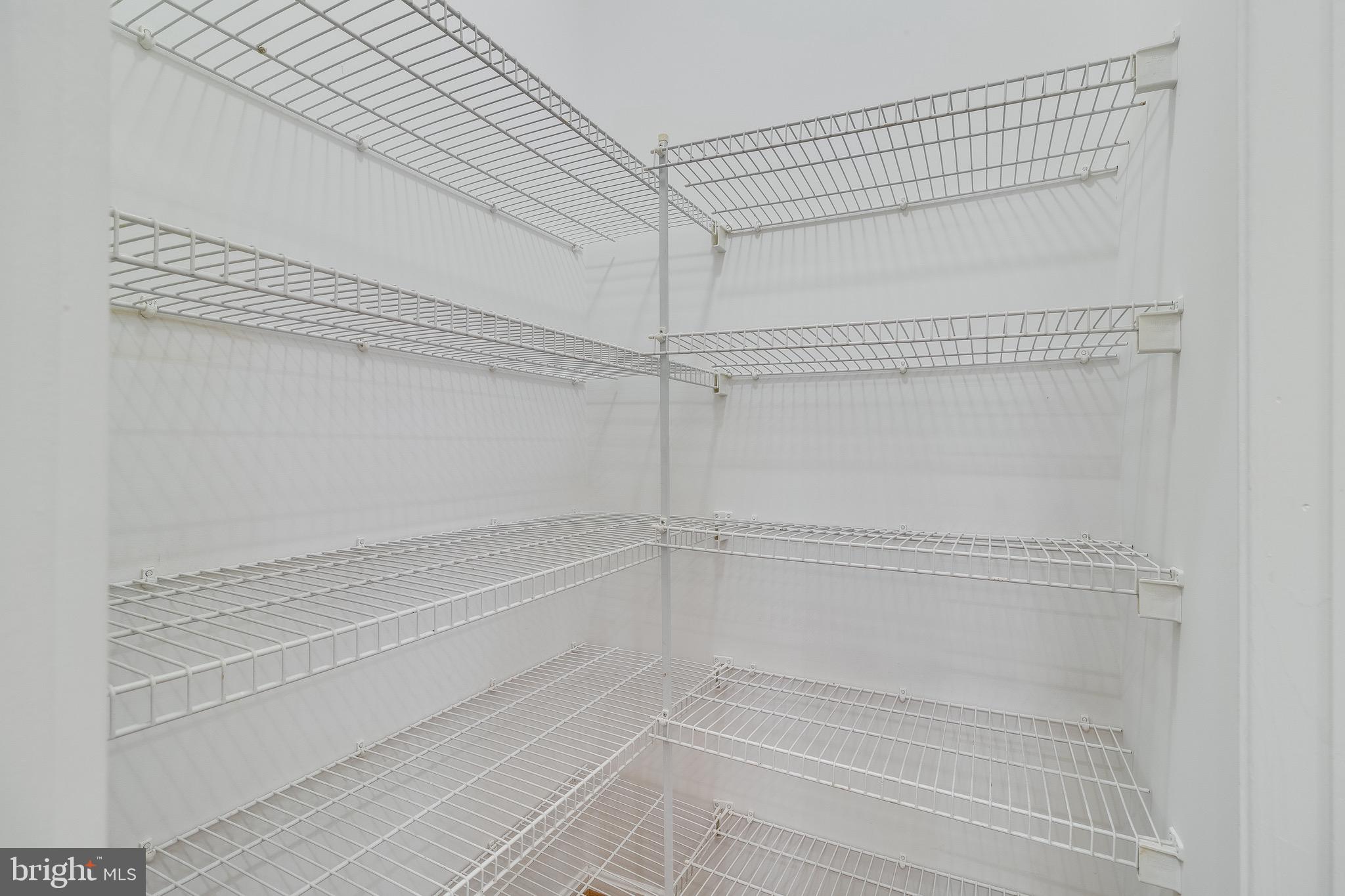 ST CHARLES DORCHESTER - Residential