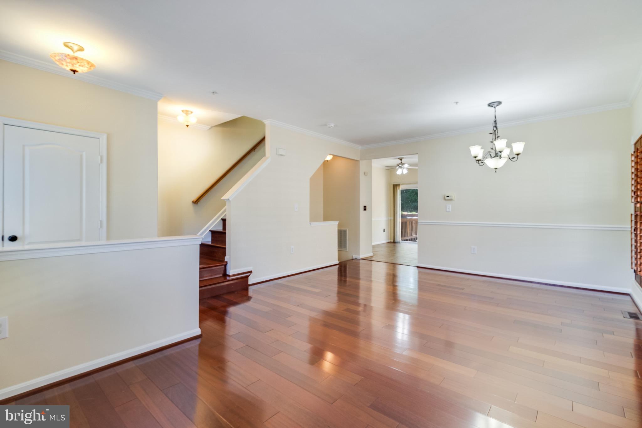 ST CHARLES DORCHESTER - Residential