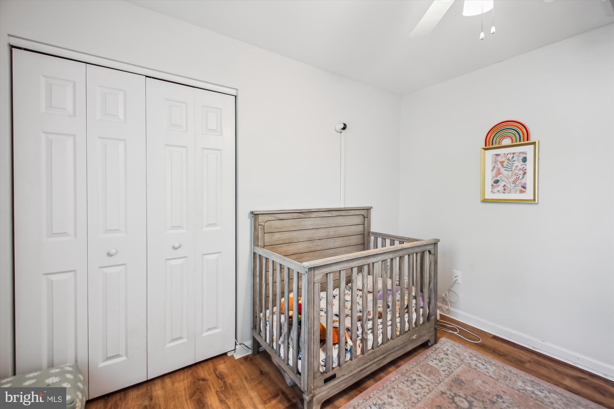 WOODLAND BEACH - Residential