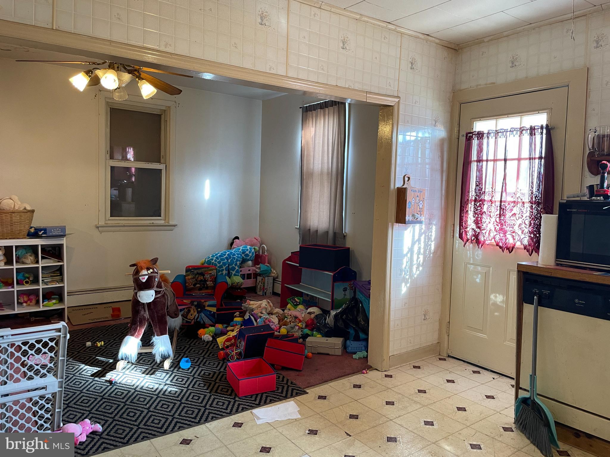 ROYALTON - Residential