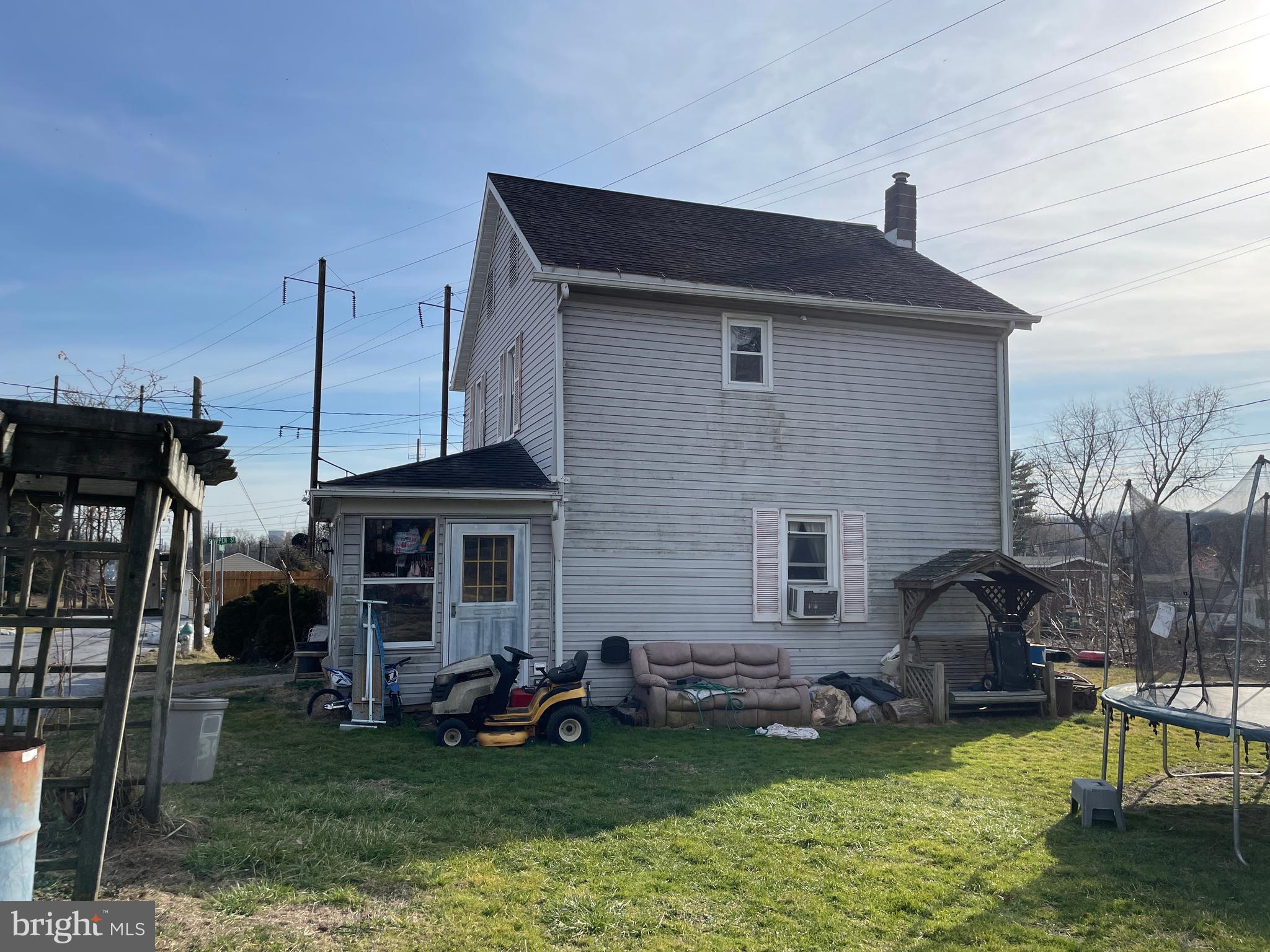 ROYALTON - Residential