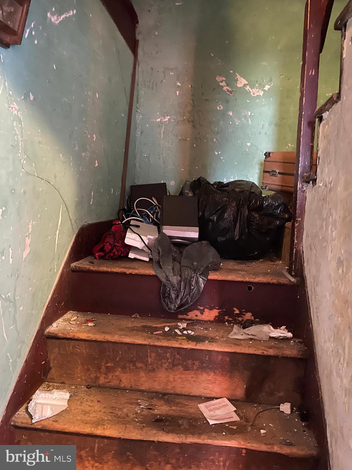 ROYALTON - Residential