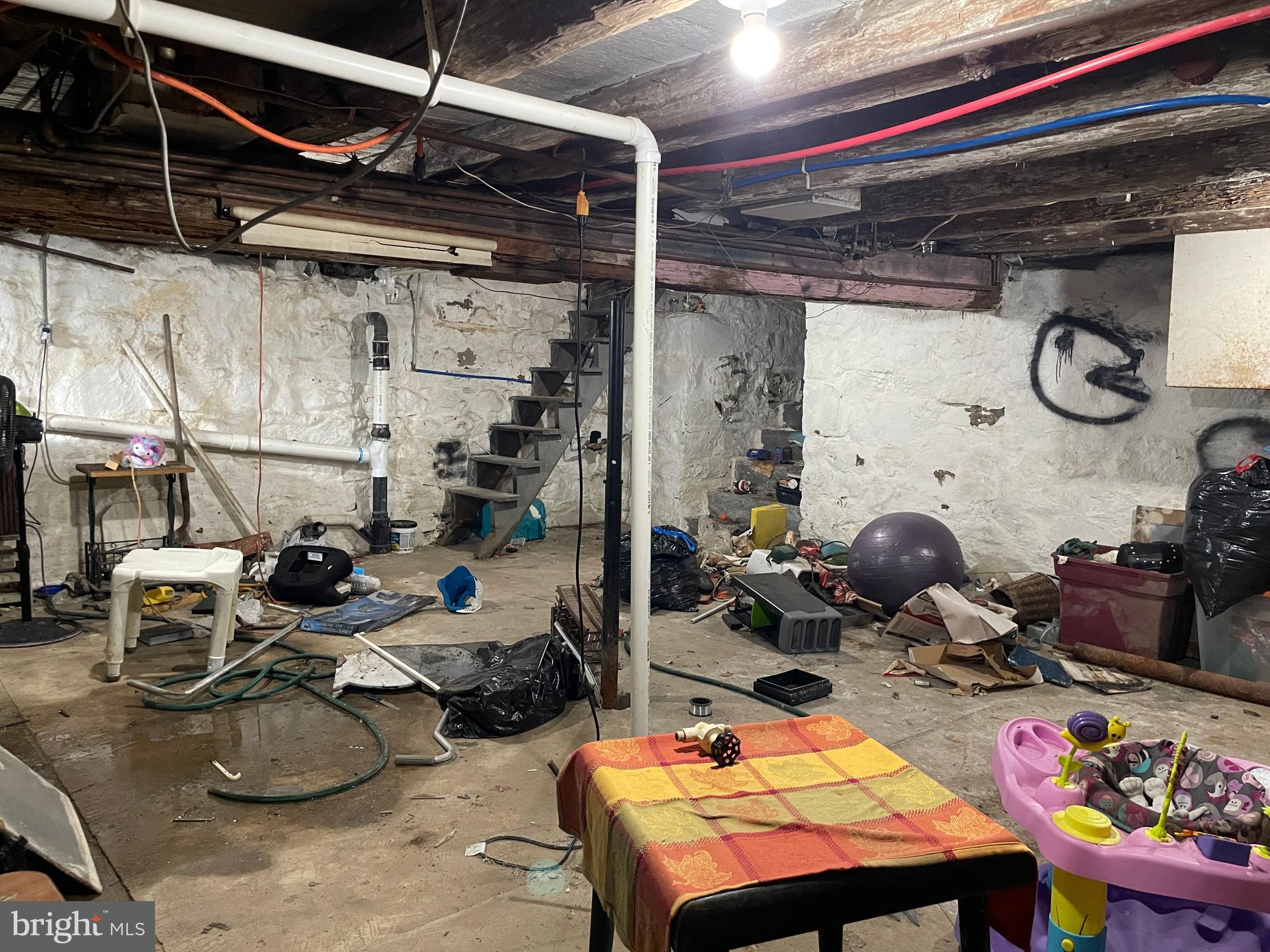 ROYALTON - Residential