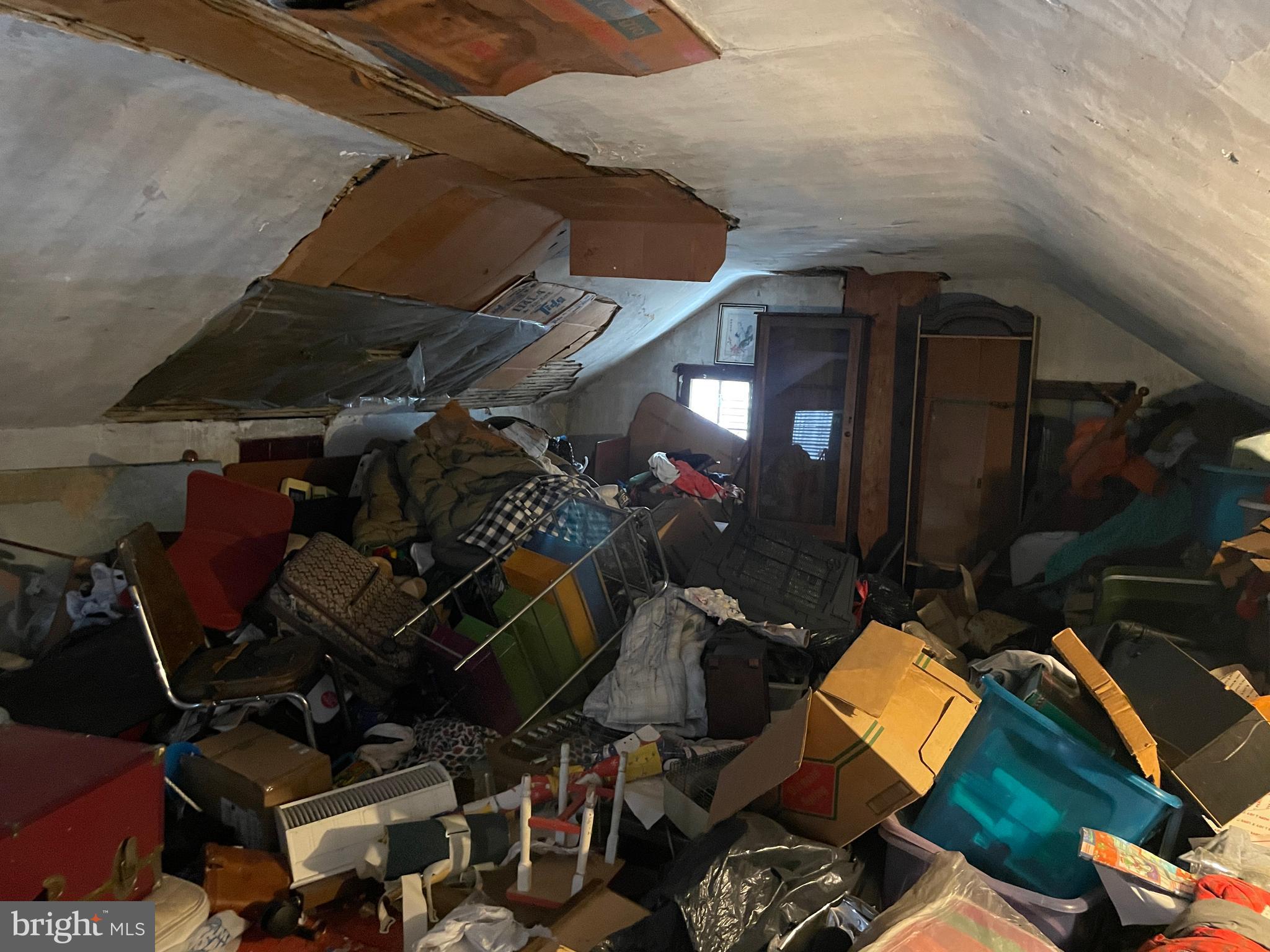 ROYALTON - Residential