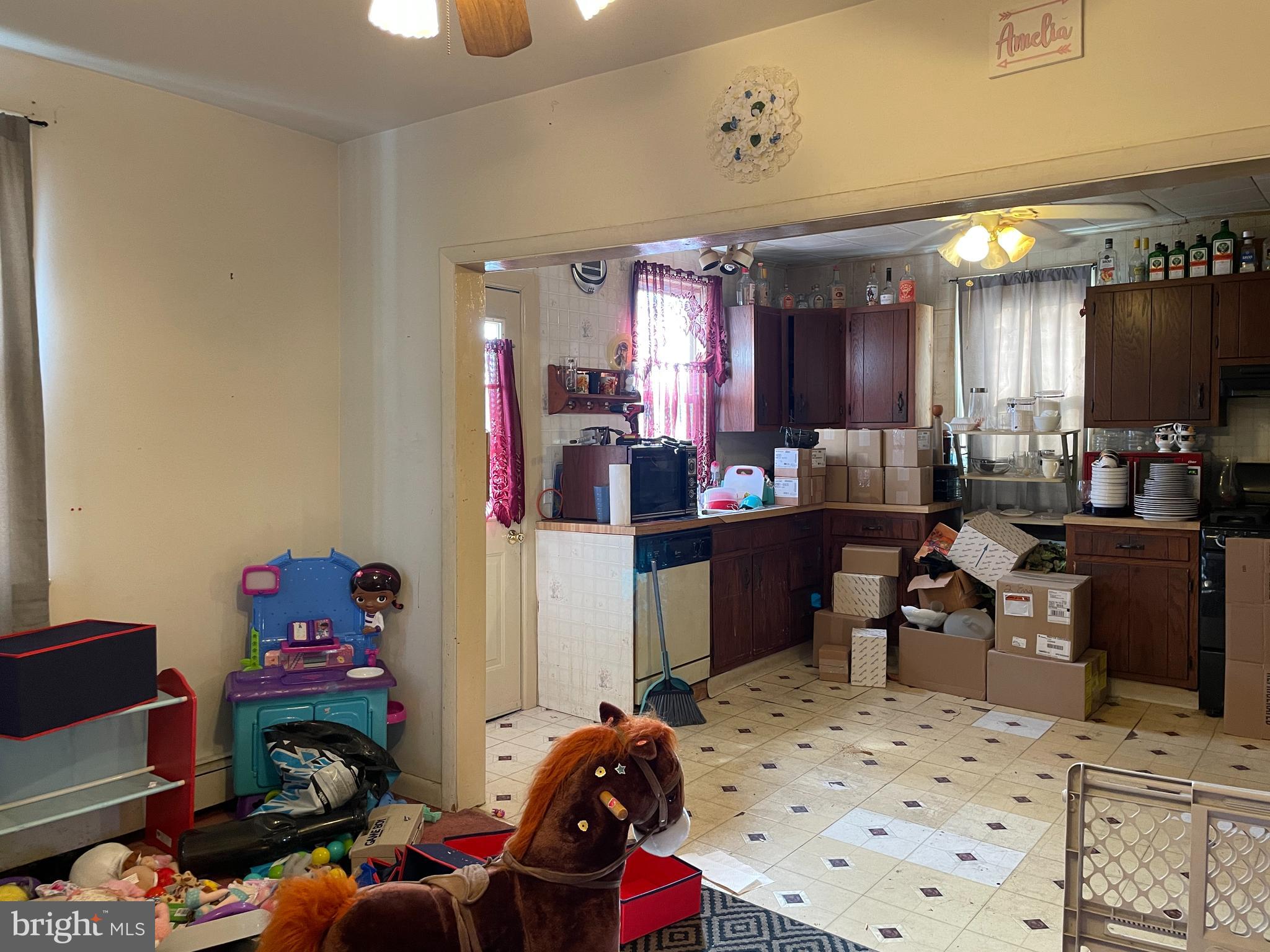 ROYALTON - Residential