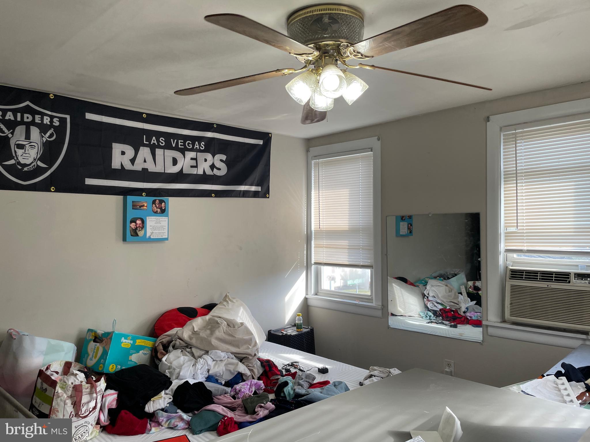 ROYALTON - Residential