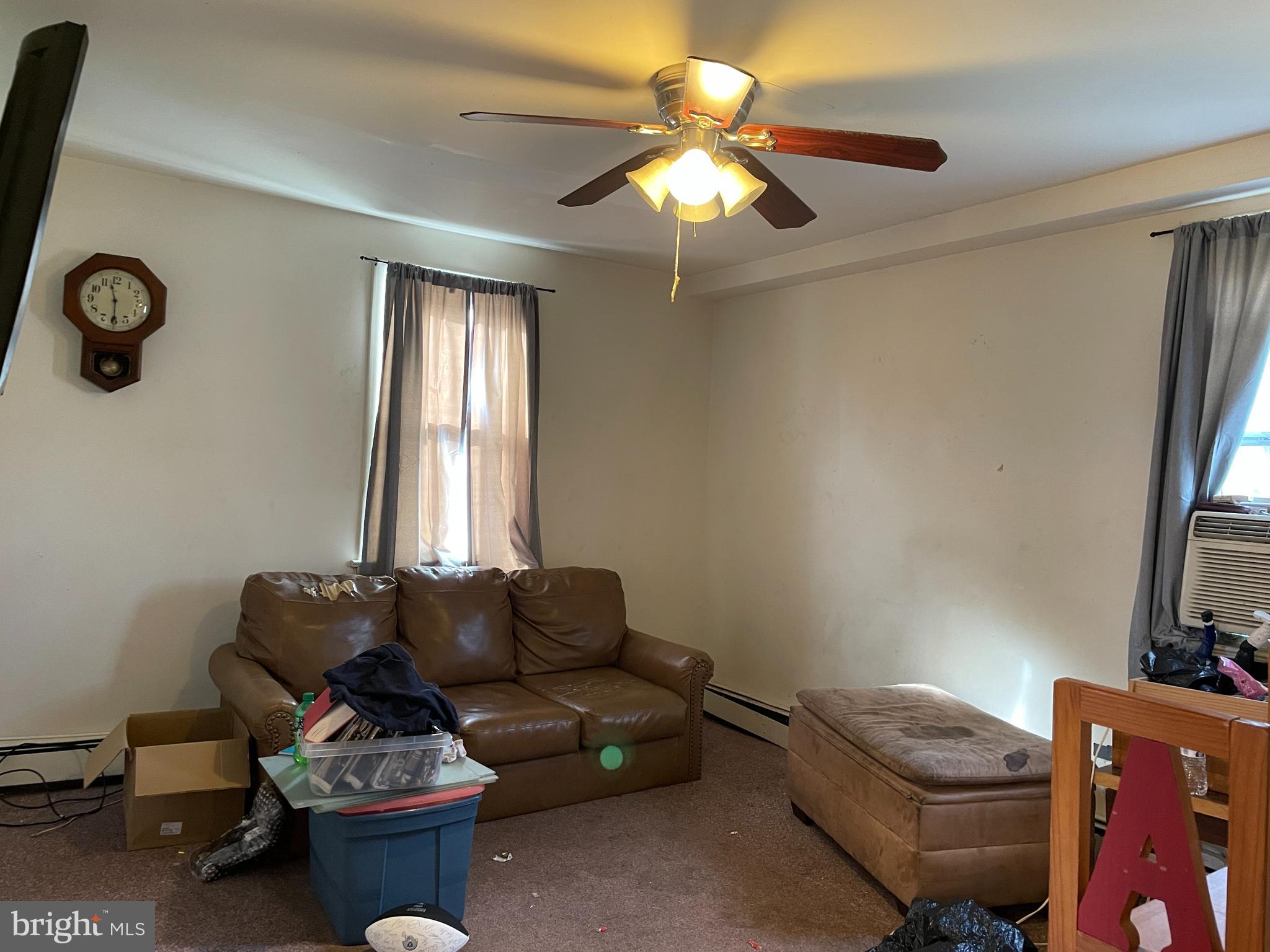 ROYALTON - Residential