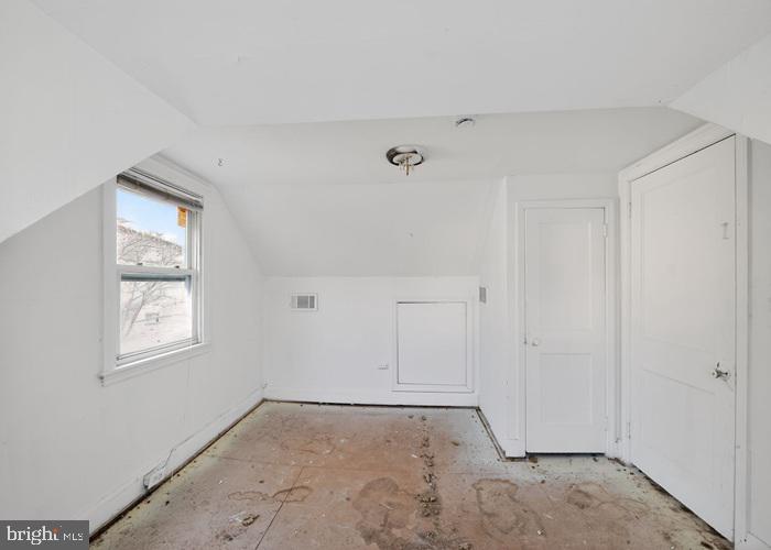 FAIRLAWN - Residential