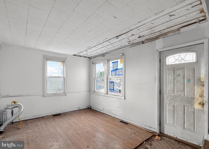 FAIRLAWN - Residential