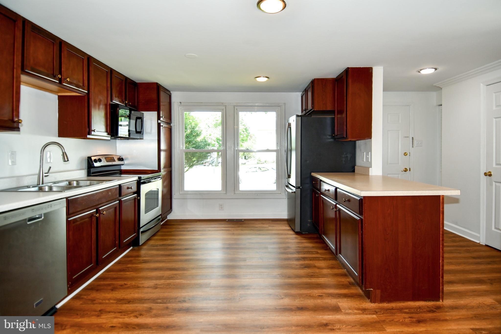 19607 KILDONAN DRIVE