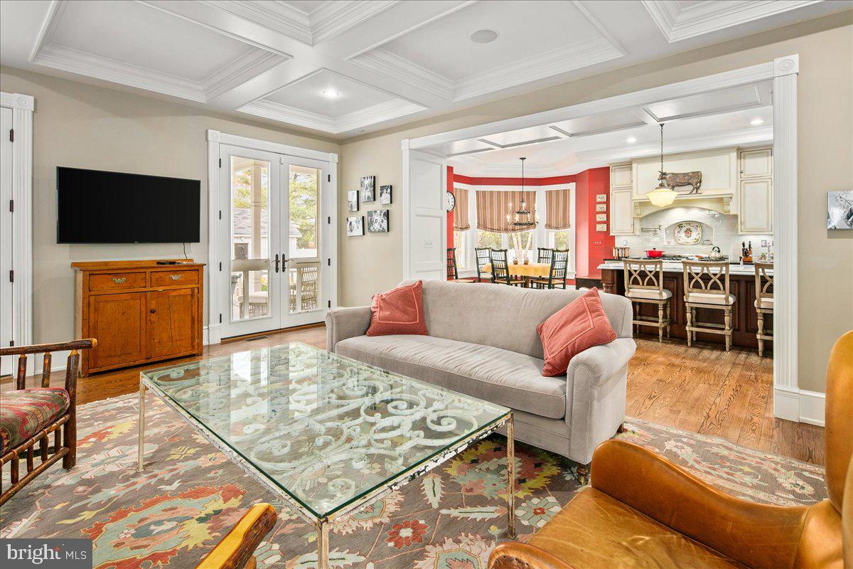 KENSINGTON - Residential