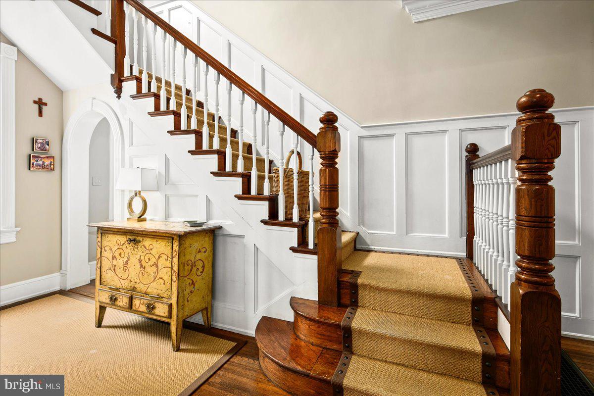 KENSINGTON - Residential