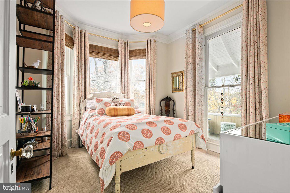 KENSINGTON - Residential