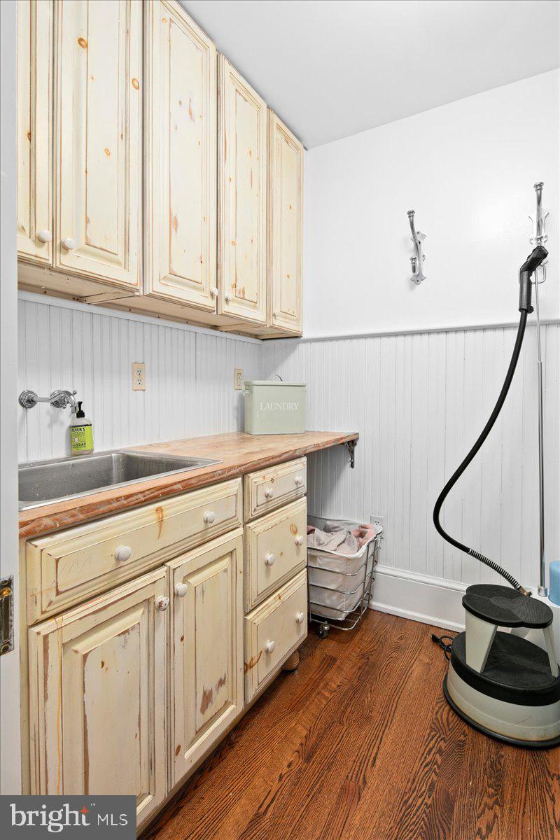 KENSINGTON - Residential