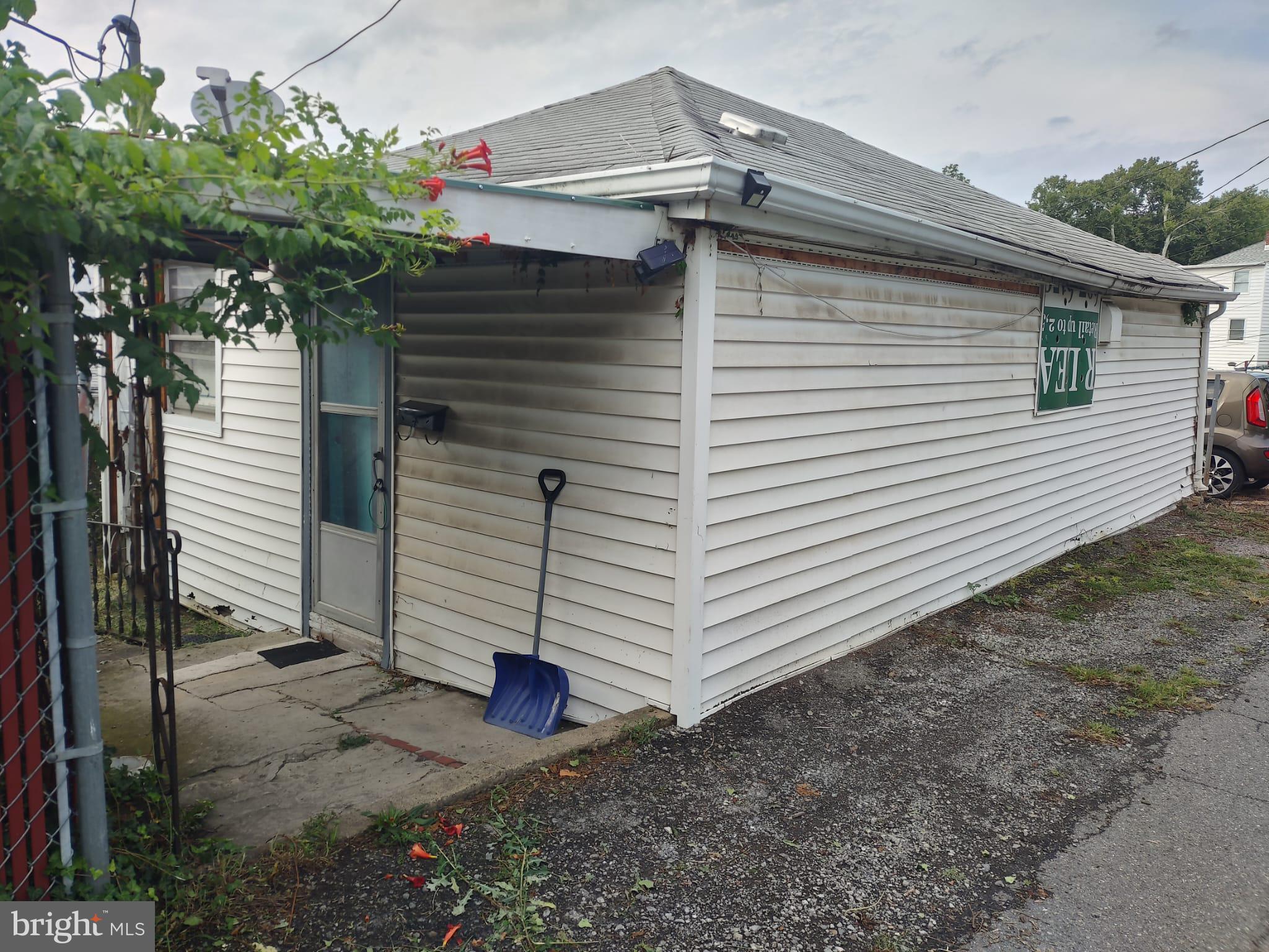 508 SHERIDAN PLACE