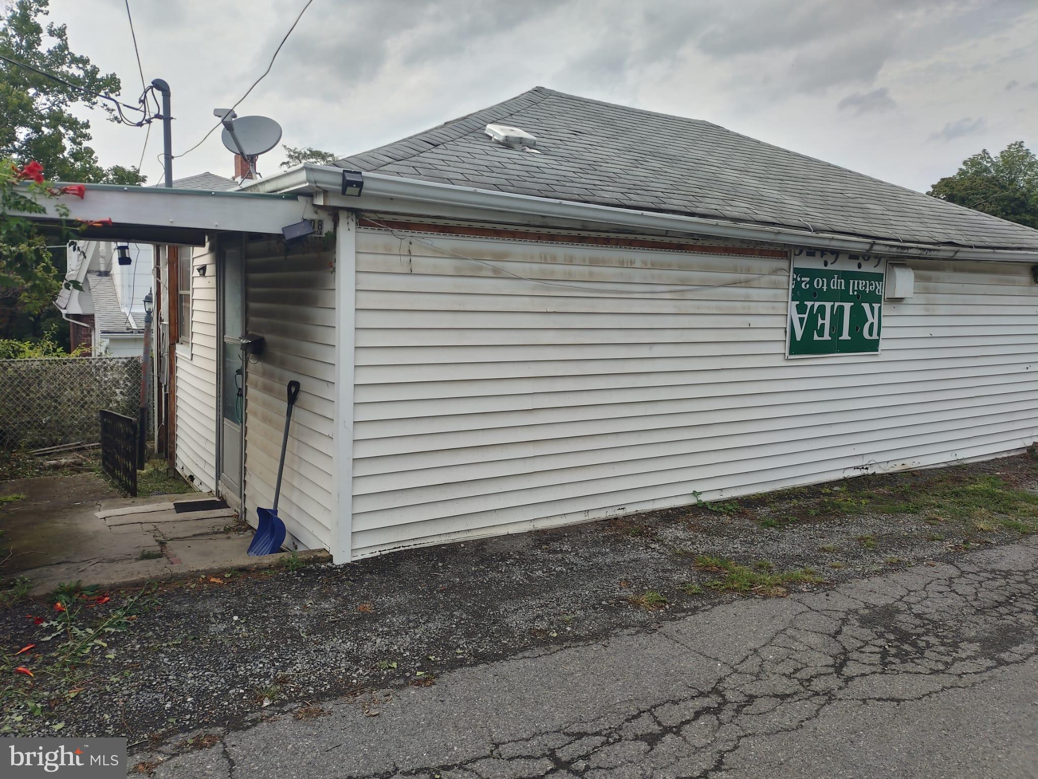 508 SHERIDAN PLACE