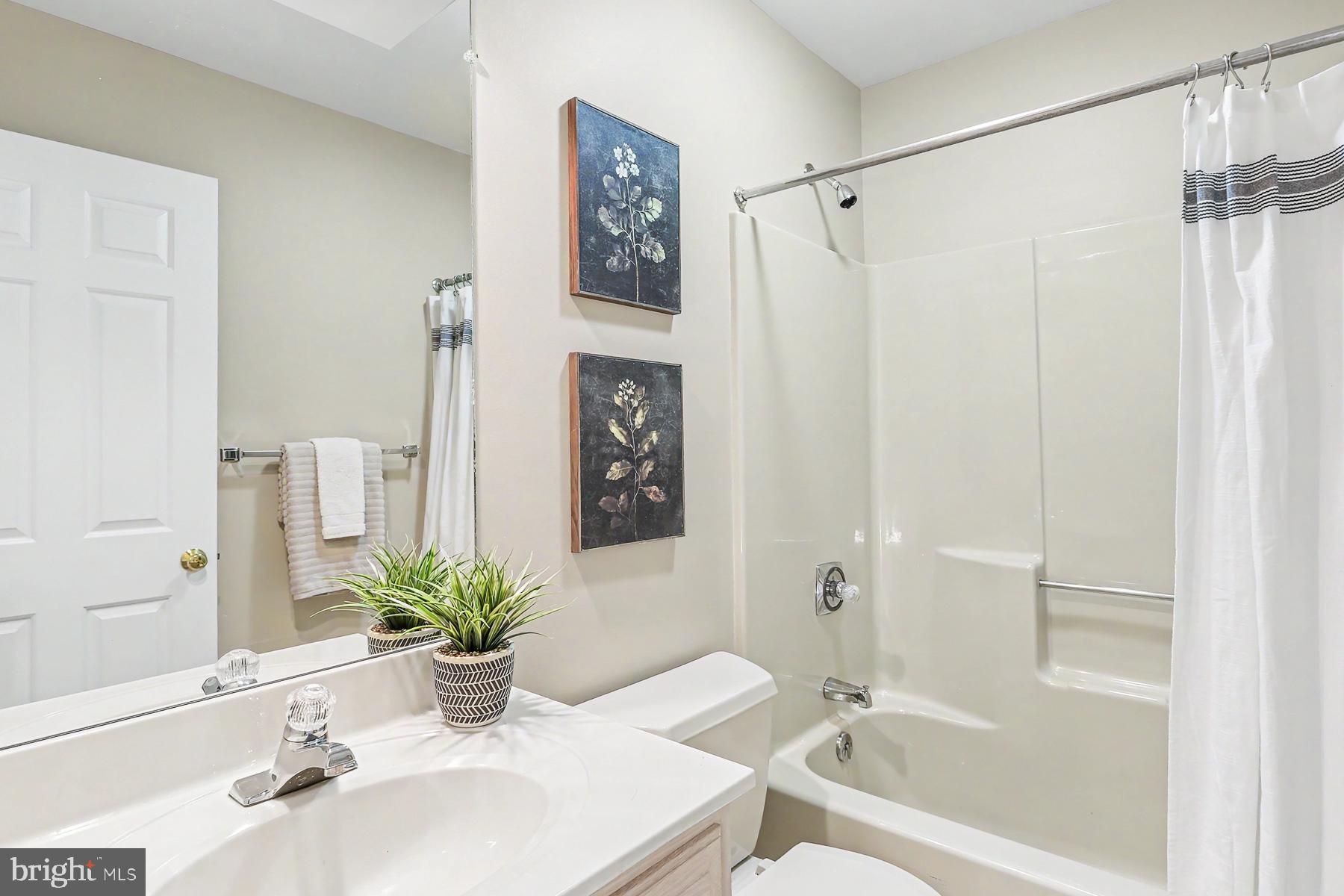 DEER FORD NORTH - Residential