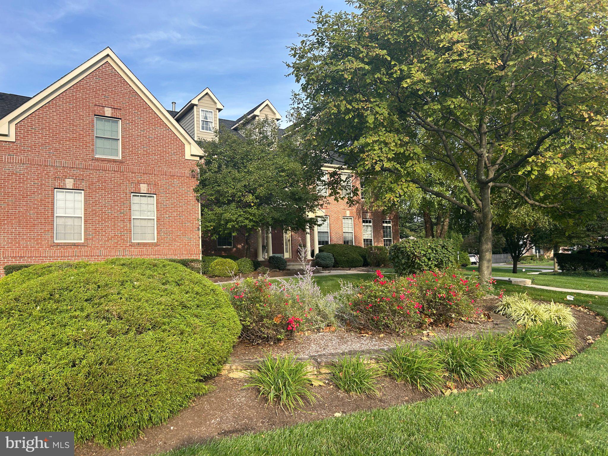 5 TYNDALE COURT
