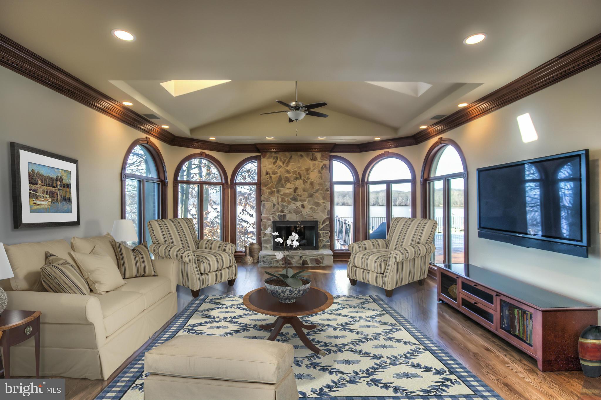 MT VERNON ON THE POTOMAC - Residential