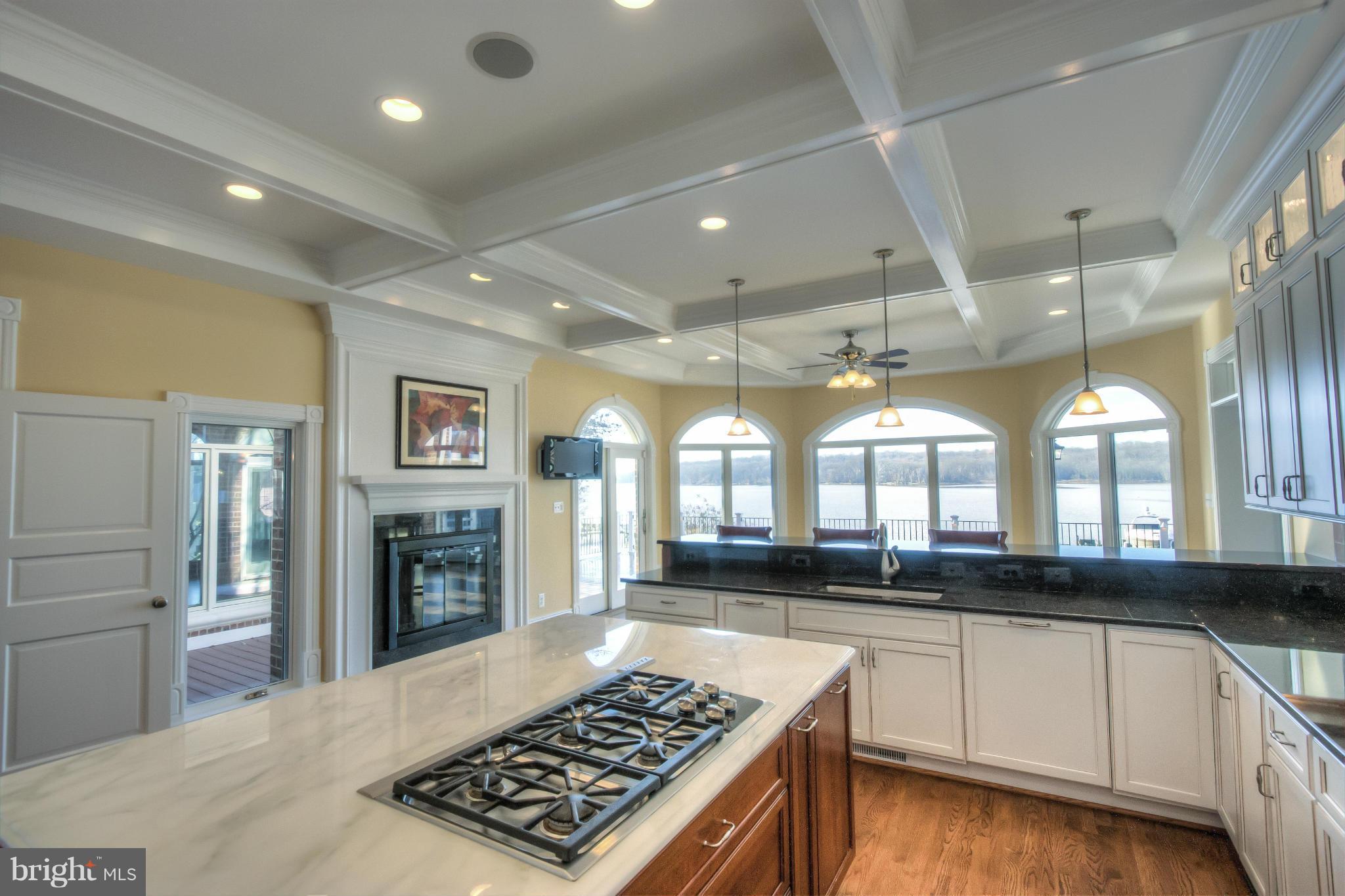 MT VERNON ON THE POTOMAC - Residential