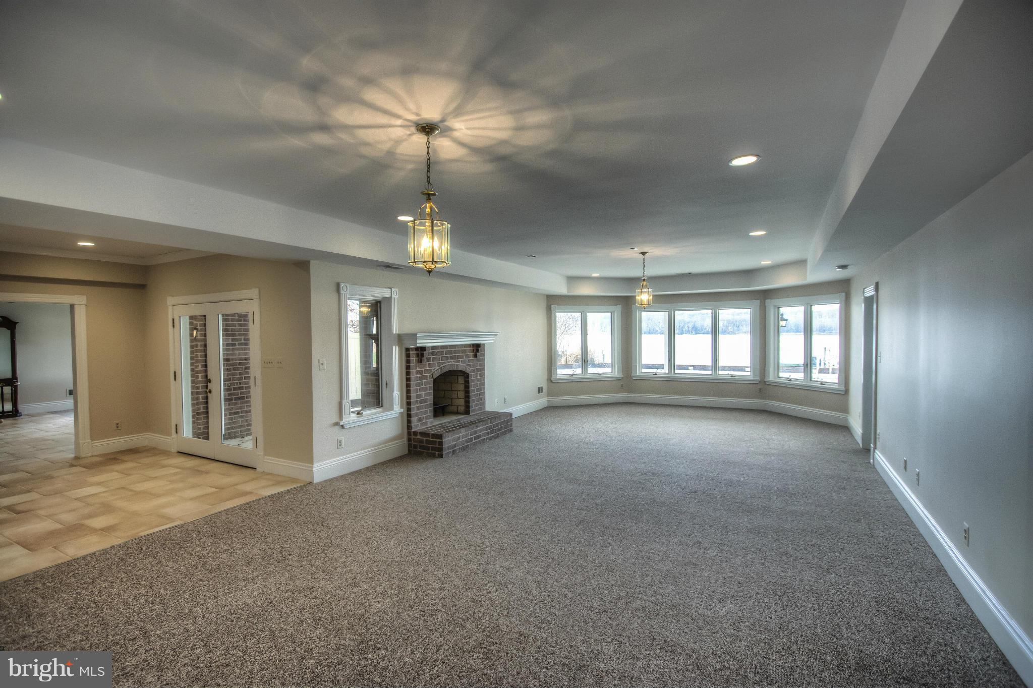 MT VERNON ON THE POTOMAC - Residential