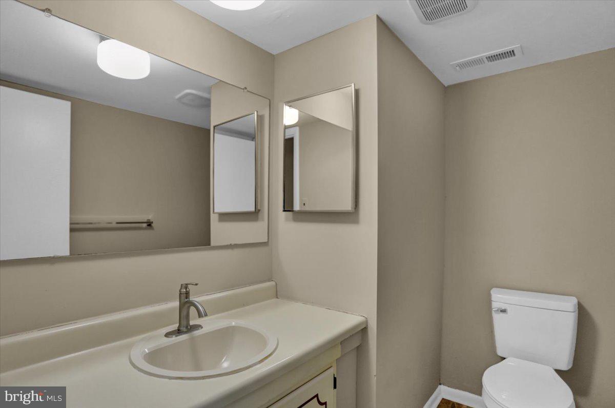 LAUREL SPRINGS - Residential