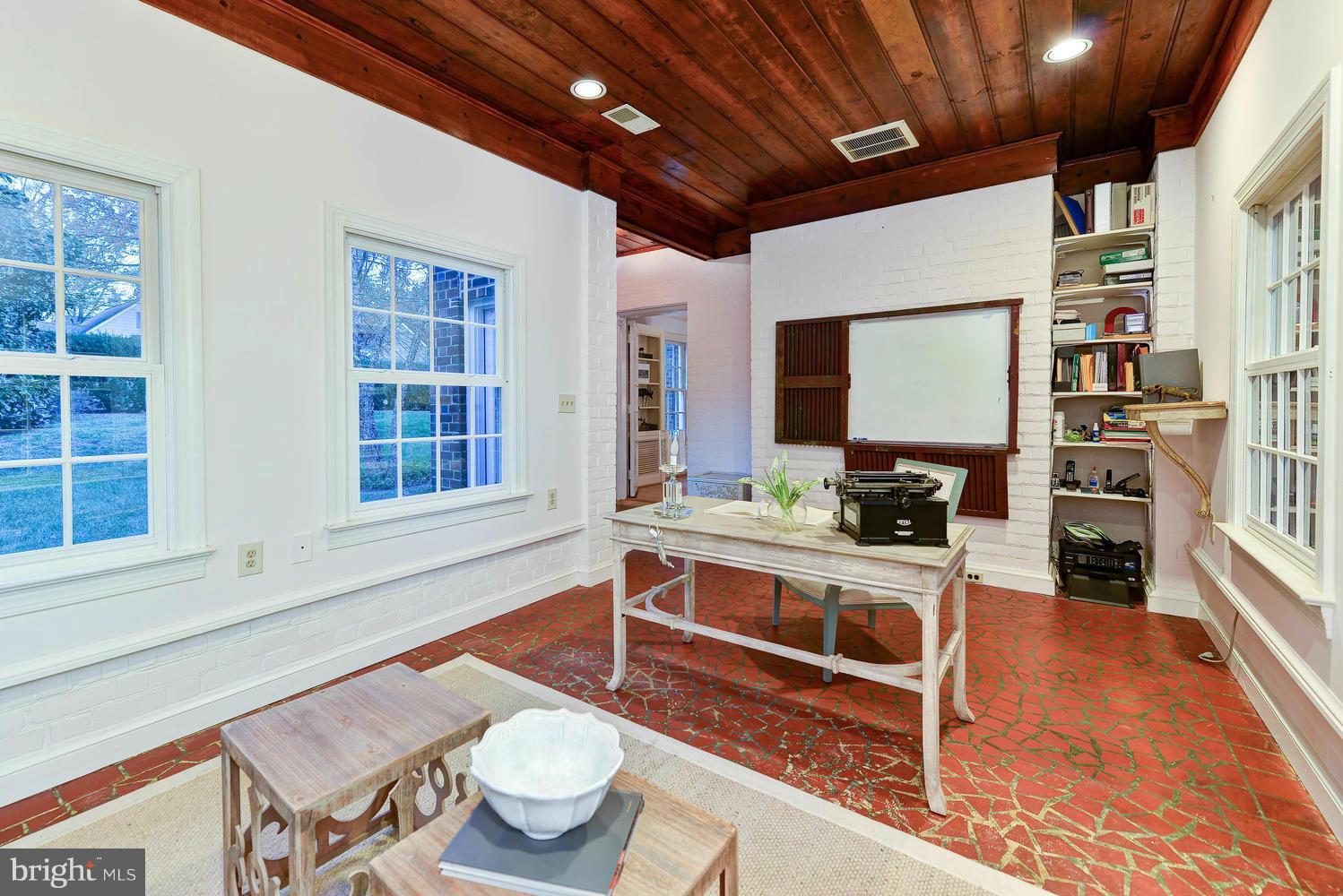 BRADDOCK HEIGHTS - Residential