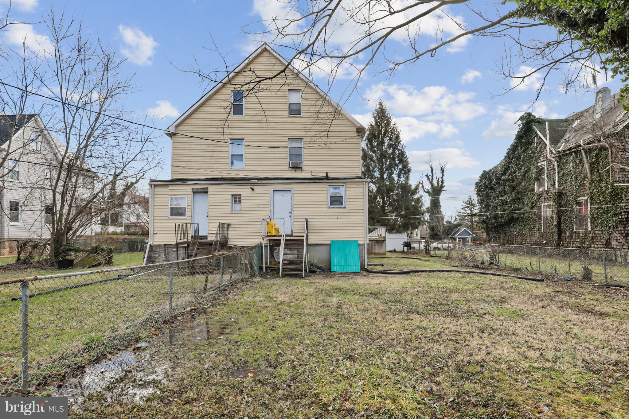 ARLINGTON - Residential