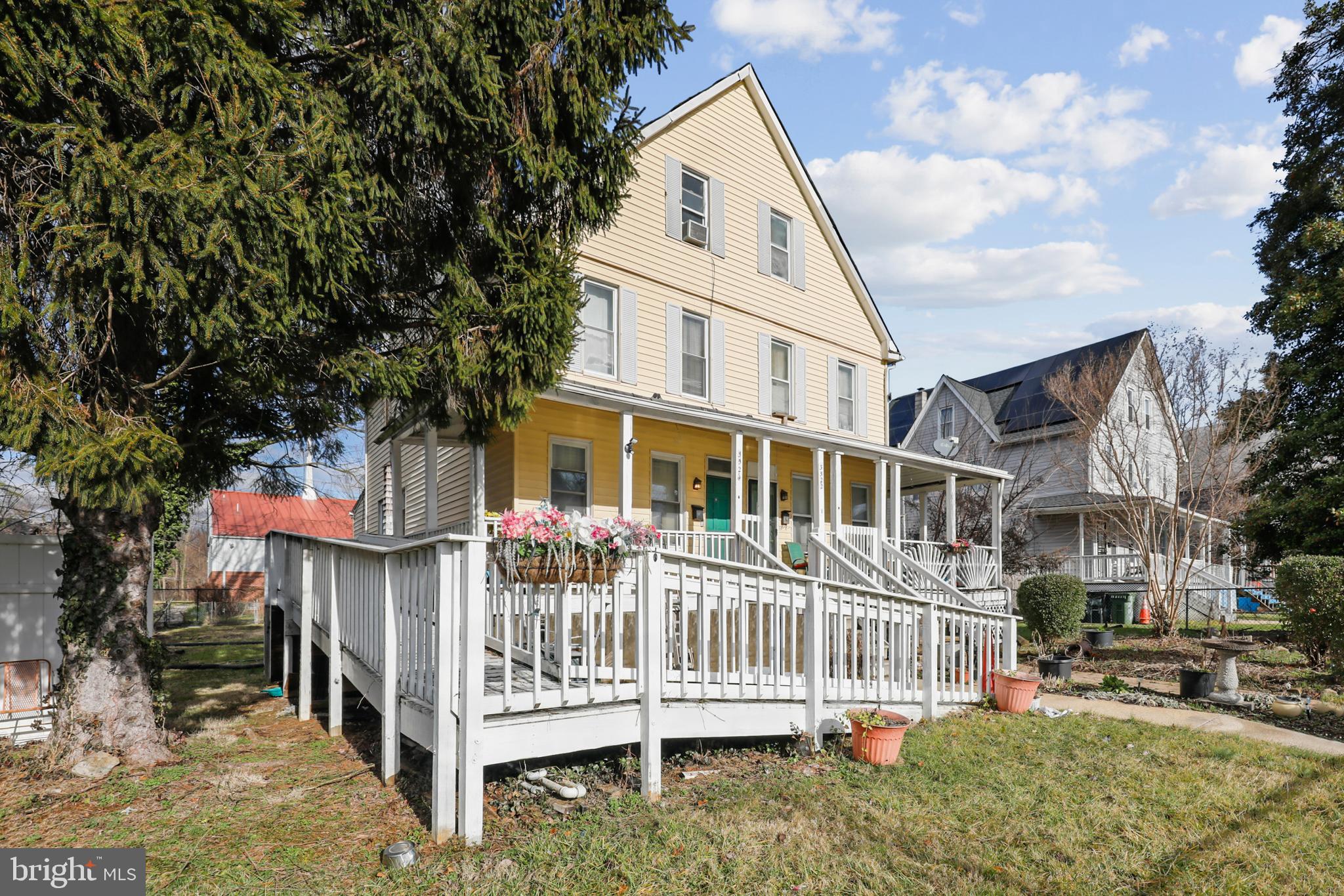 ARLINGTON - Residential