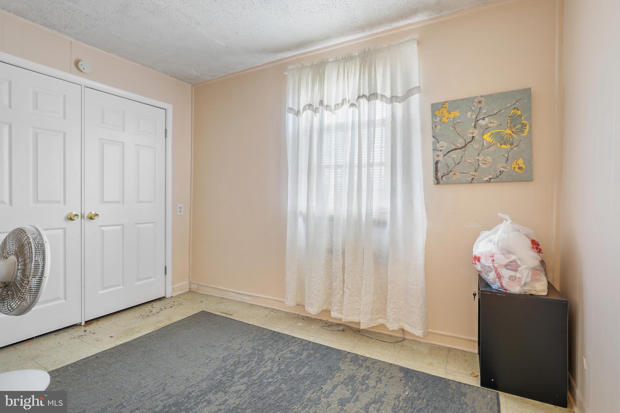 ARLINGTON - Residential