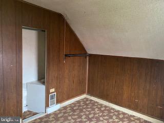 ARLINGTON - Residential