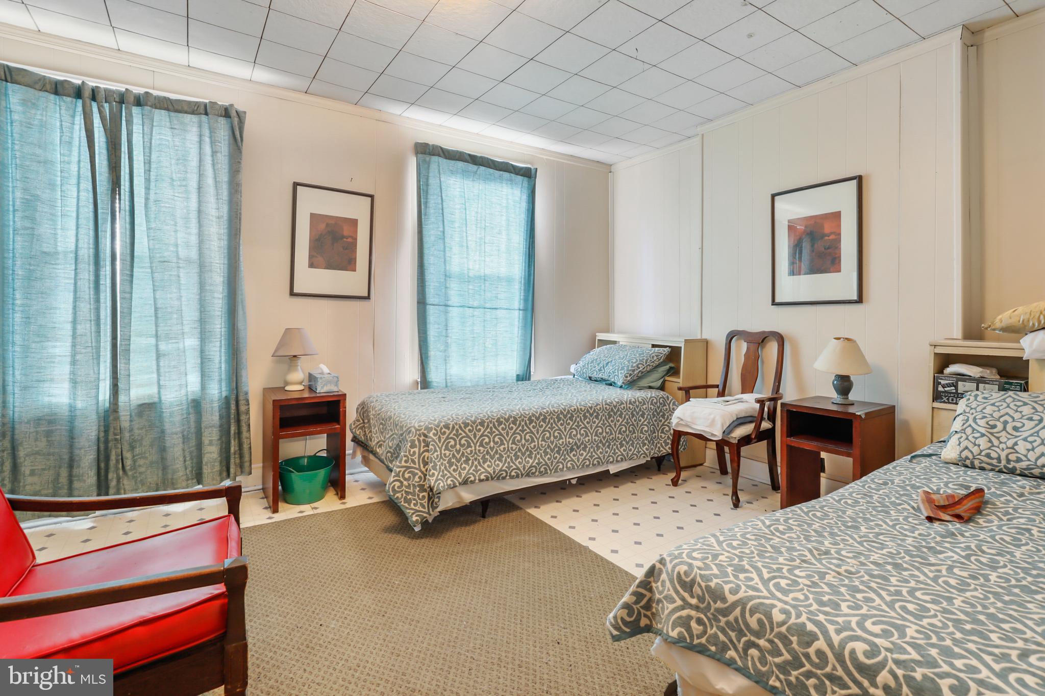 ARLINGTON - Residential