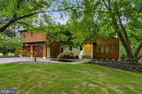 Homes For Sale - 460 Browning Lane<br/> CHERRY HILL, NJ 08003