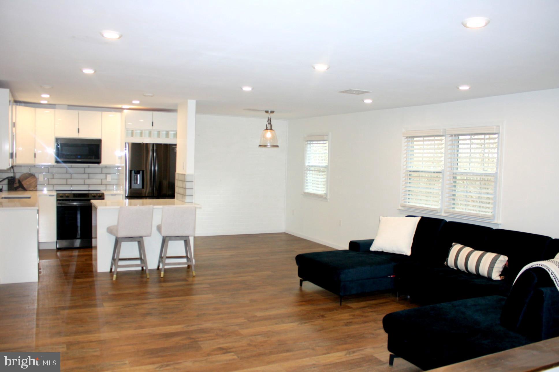 YARDLEY COMMONS - Residential Lease