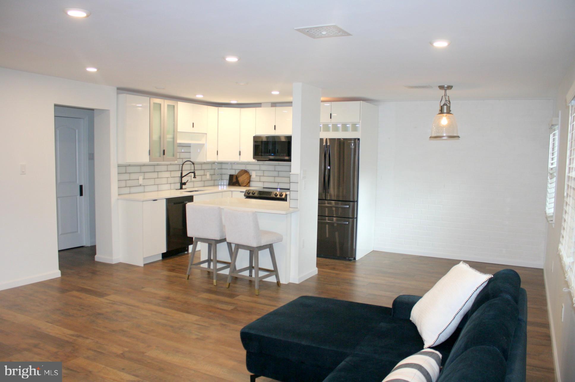 YARDLEY COMMONS - Residential Lease