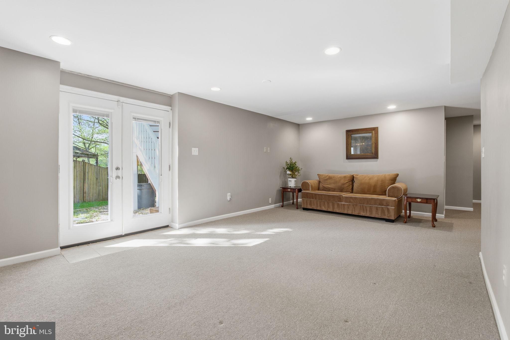 MEADOWS AT OWINGS MILLS - Residential