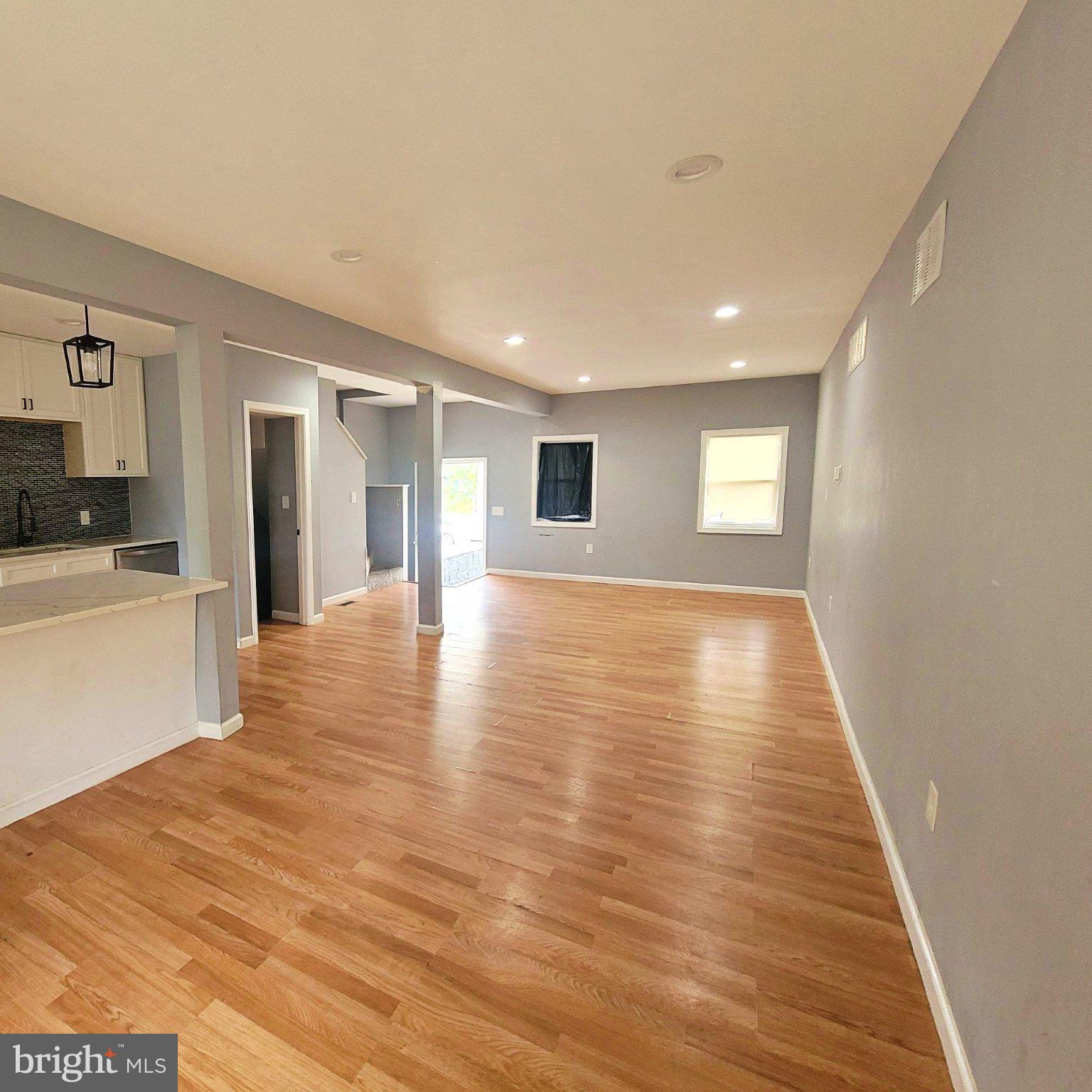 3023 SPAULDING AVENUE