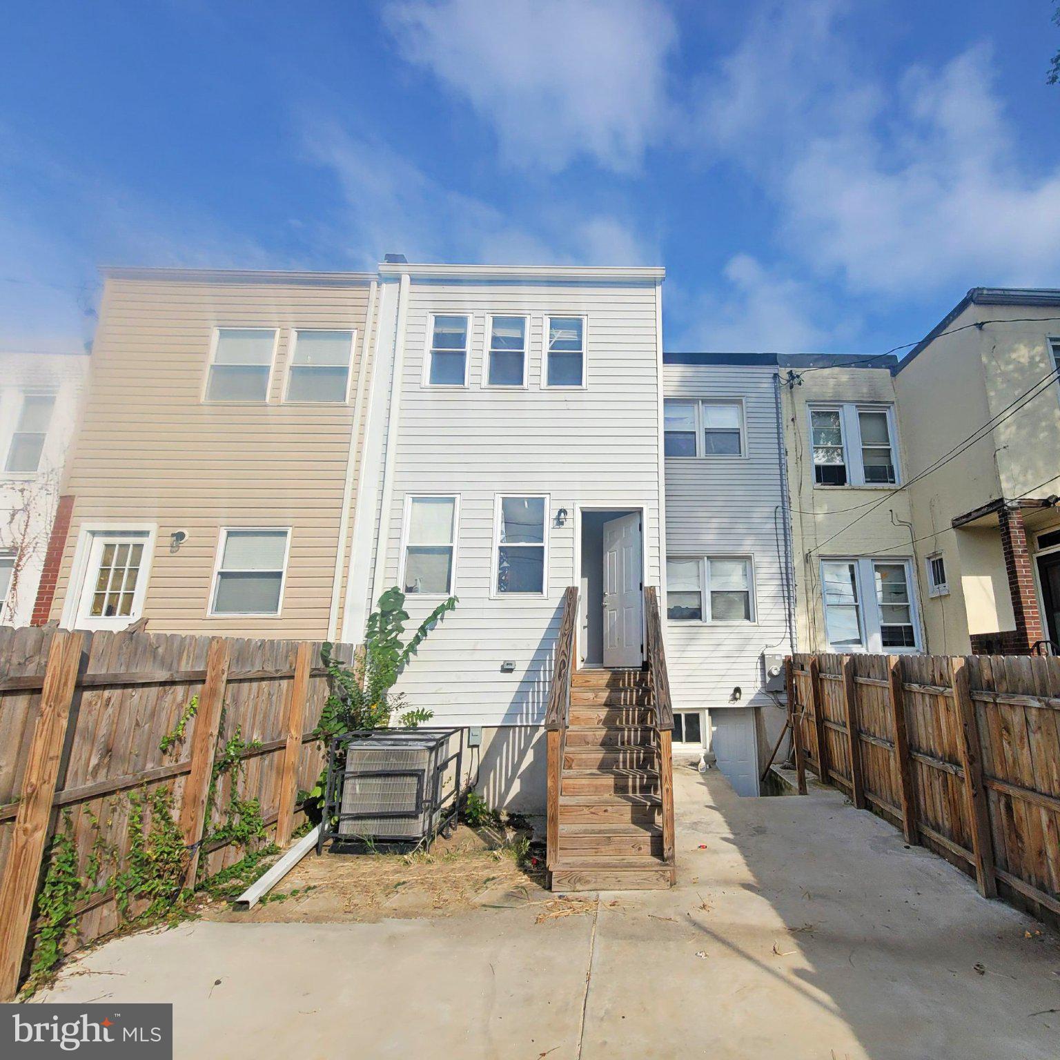 3023 SPAULDING AVENUE