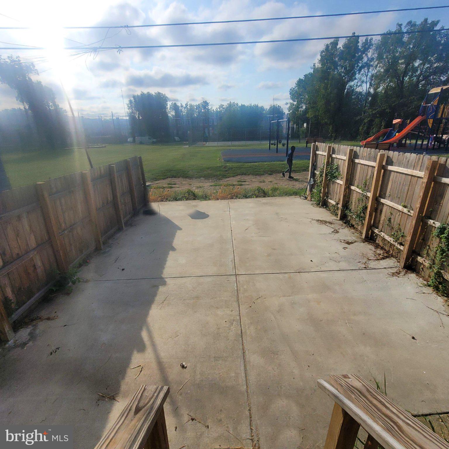3023 SPAULDING AVENUE