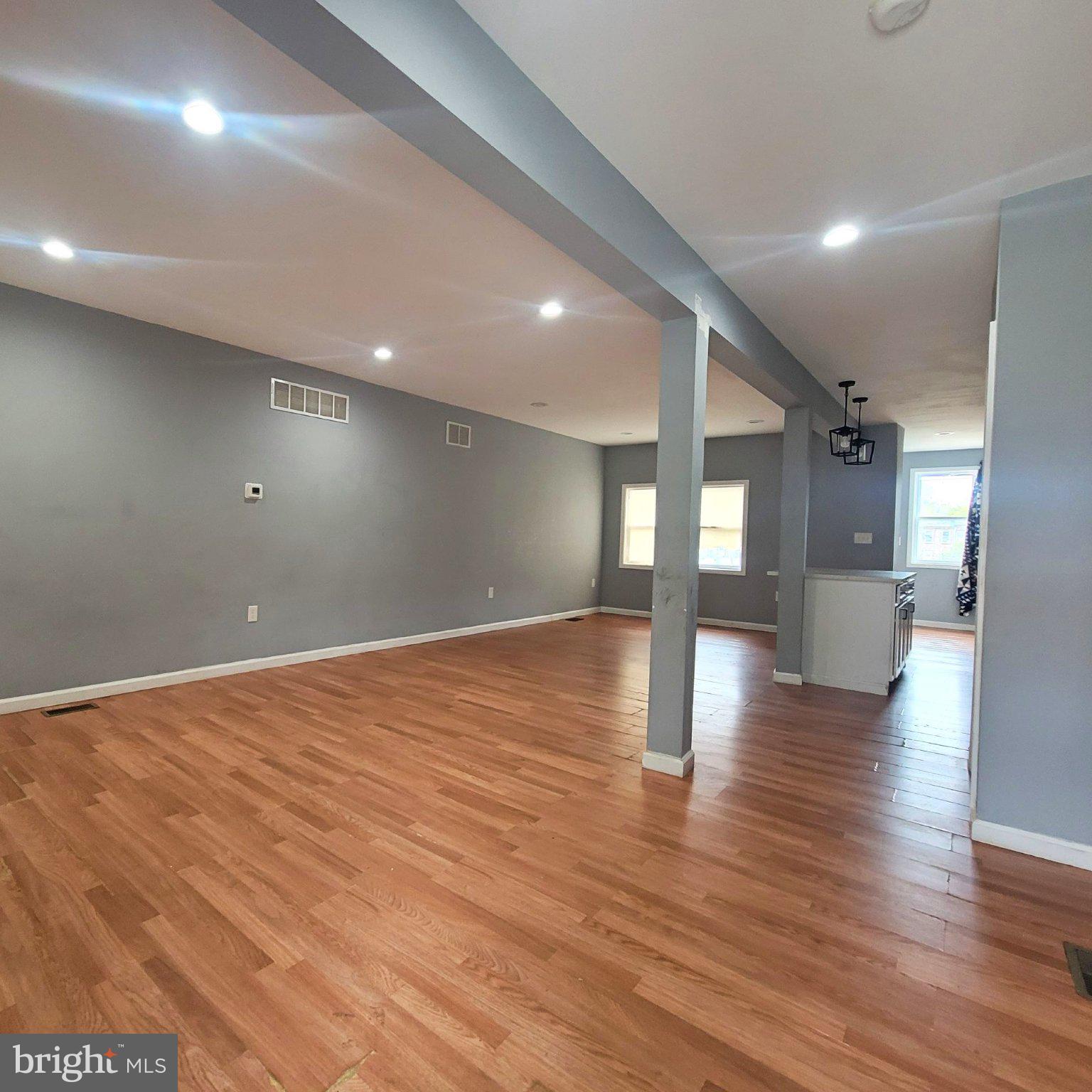 3023 SPAULDING AVENUE