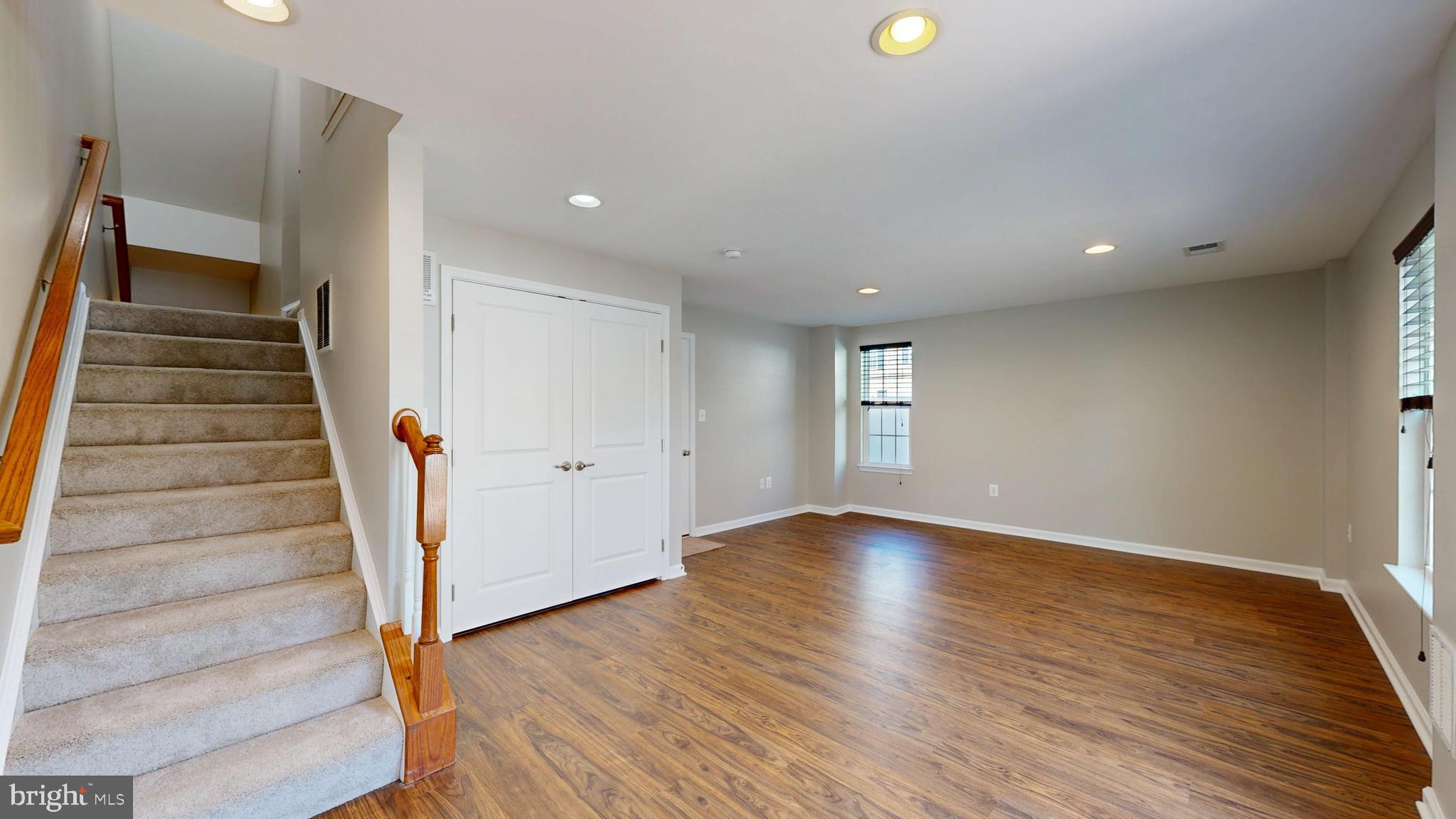 1785 ROCKLEDGE TERRACE