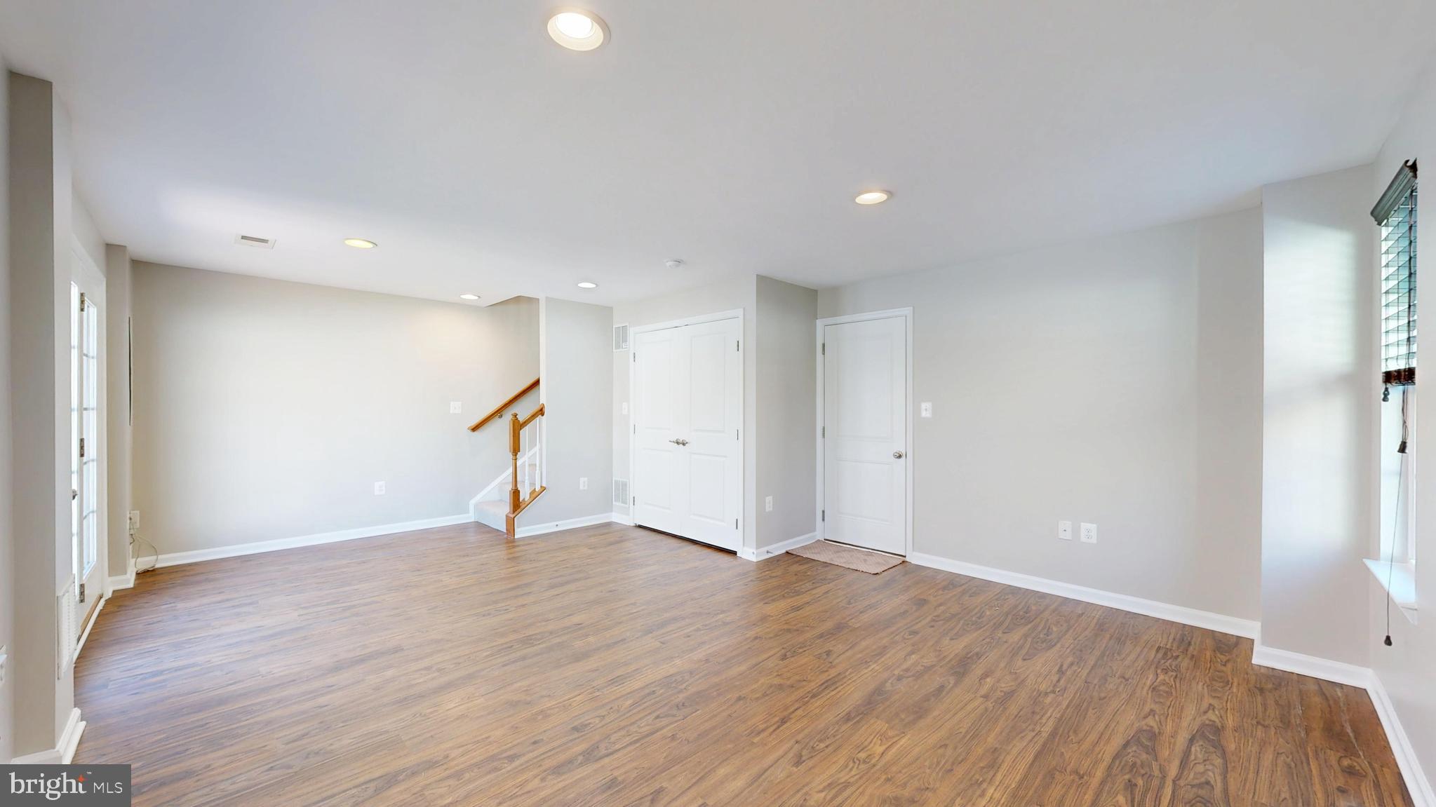 1785 ROCKLEDGE TERRACE