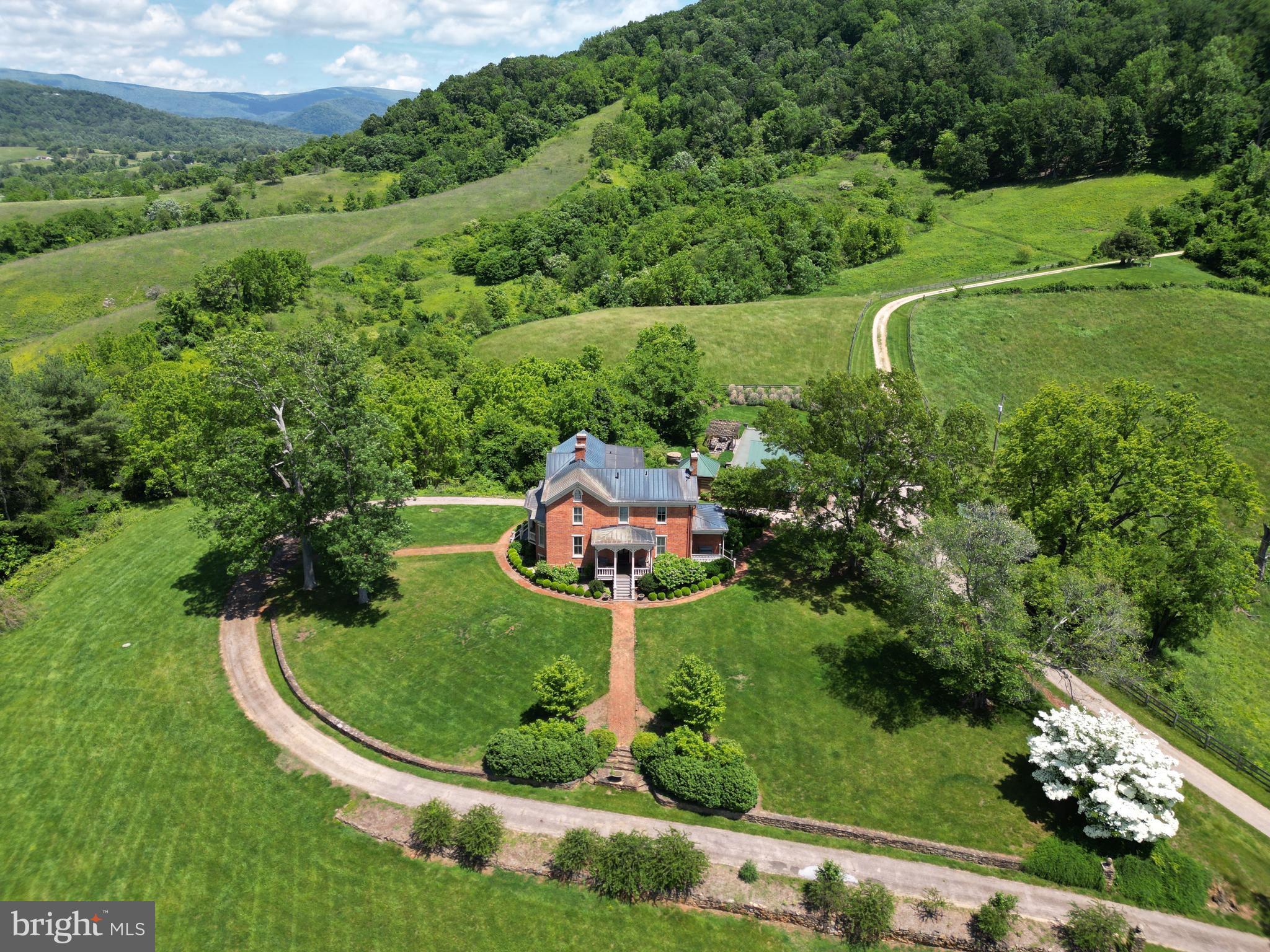 SPERRYVILLE - Residential