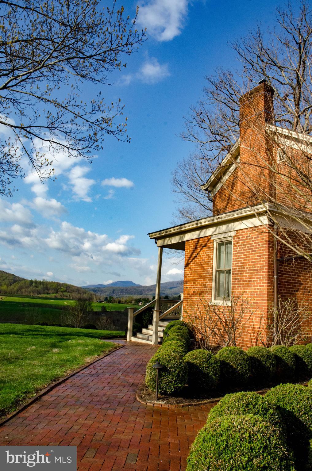 SPERRYVILLE - Residential