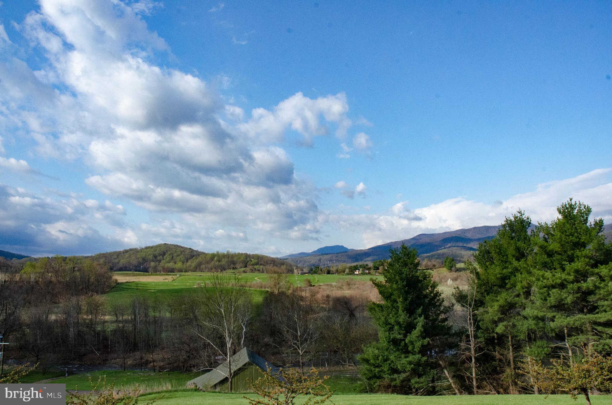 SPERRYVILLE - Residential